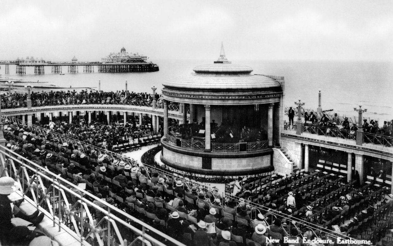O novo recinto da banda, Eastbourne, East Sussex, início do século XX de Unbekannt