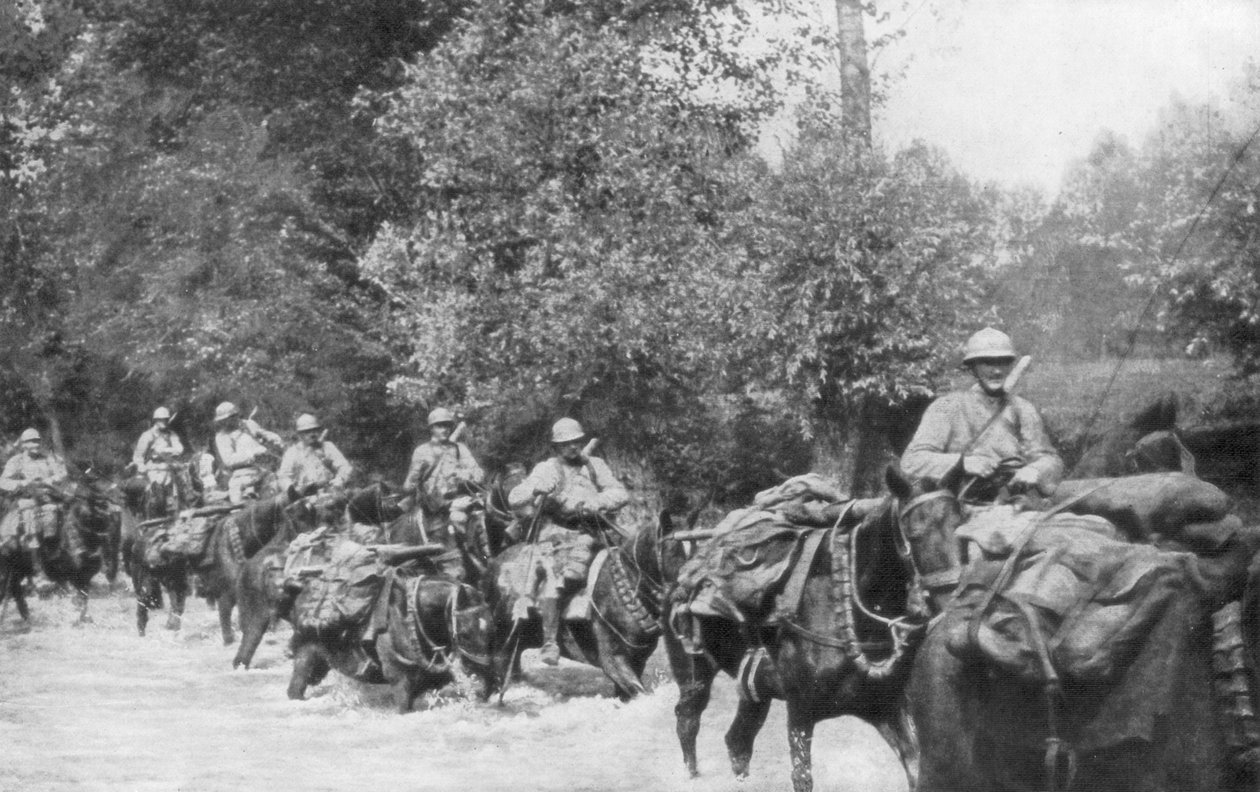 O reabastecimento de uma unidade de metralhadora a cavalo, Aisne, França, 2 de setembro de 1918 de Unbekannt