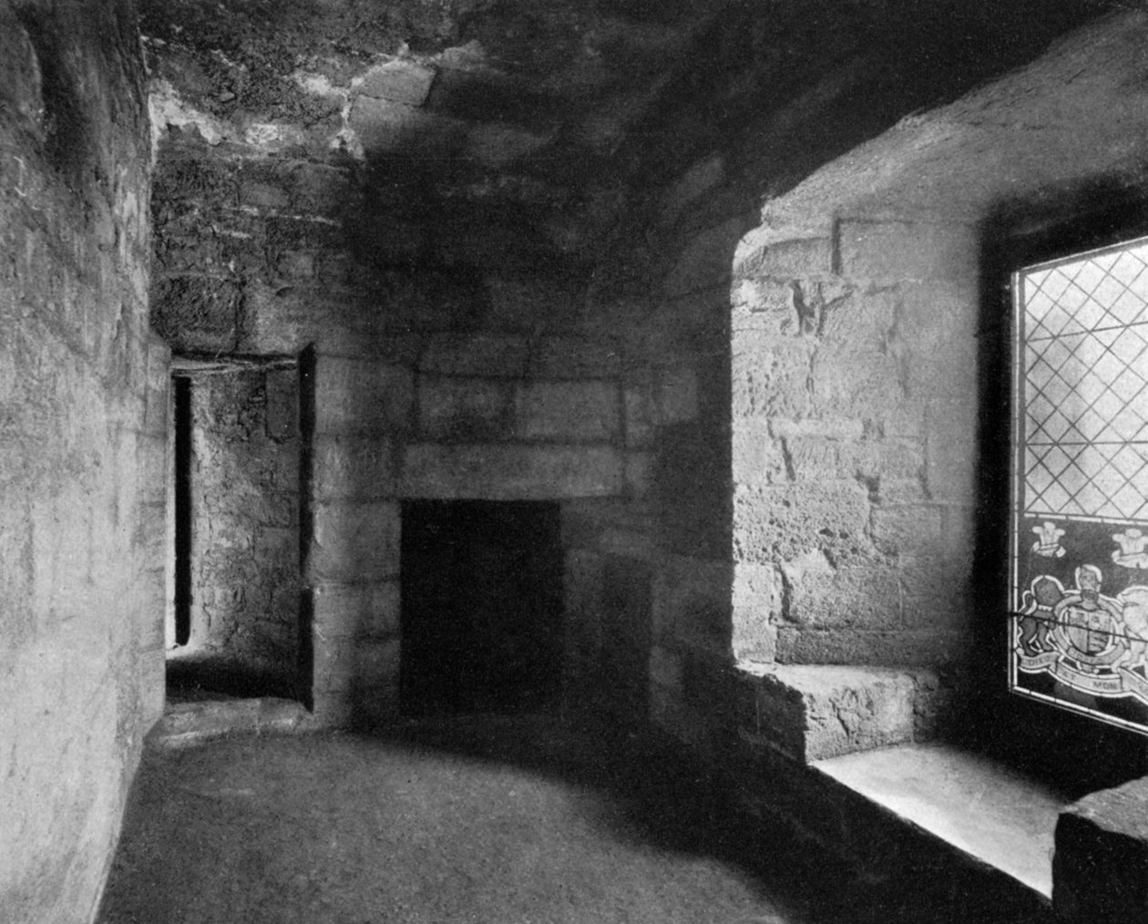 O local de nascimento de renome de Edward II, a grande Torre da Águia do Castelo de Caernarvon, 1924-1926 de Unbekannt