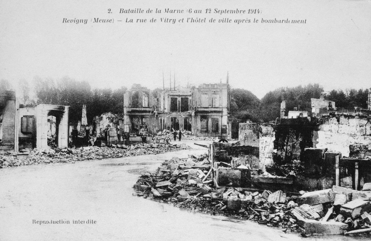 As ruínas de Revigny, França, Batalha de Marne, Primeira Guerra Mundial, 1914 de Unbekannt