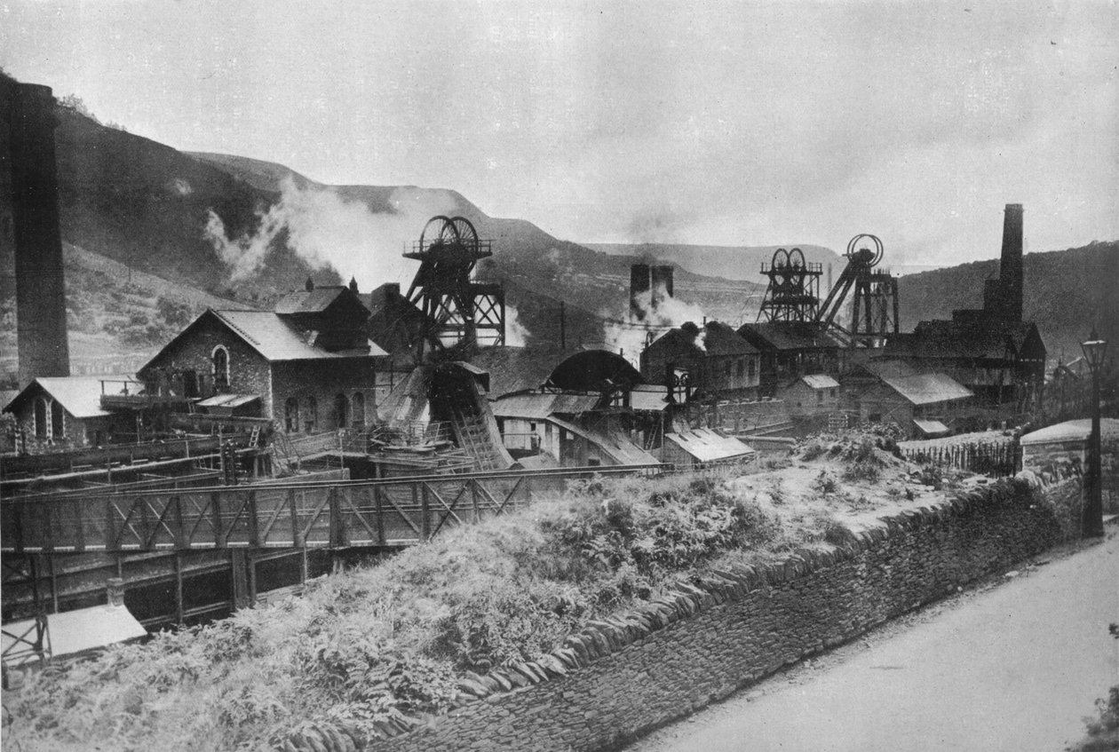A cena do ataque do carvão: uma mina típica de Gales do Sul, 1915 de Unbekannt