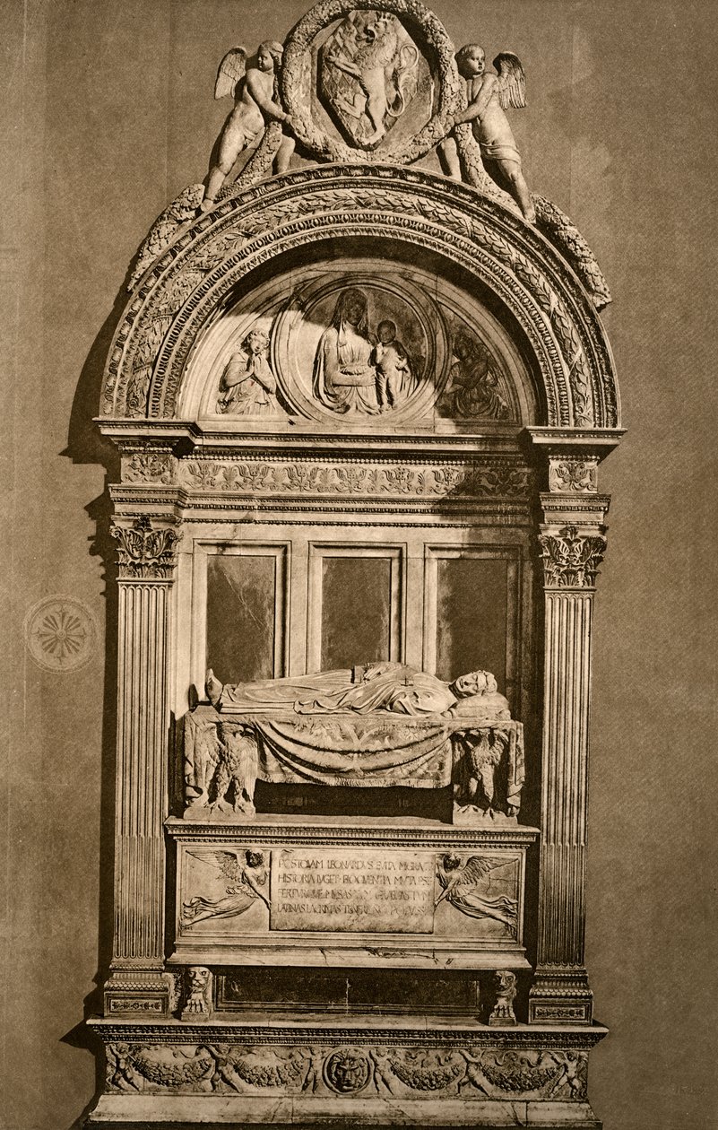 O túmulo de Leonardo Bruni c1369-1444, Basílica de Santa Croce, Florença, 1882 de Unbekannt