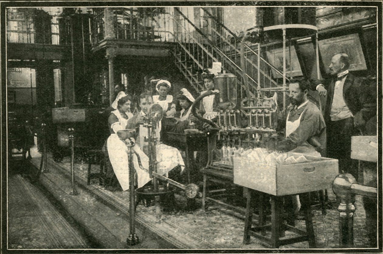 Este é o interior de uma das destilarias dos czares., 1901. de Unbekannt