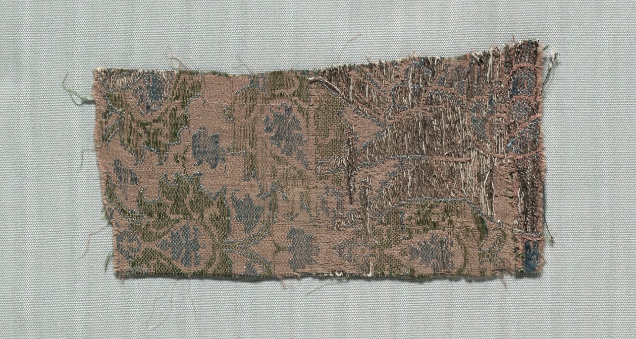 Três fragmentos de seda gótica italiana, 1350-1399. de Unbekannt