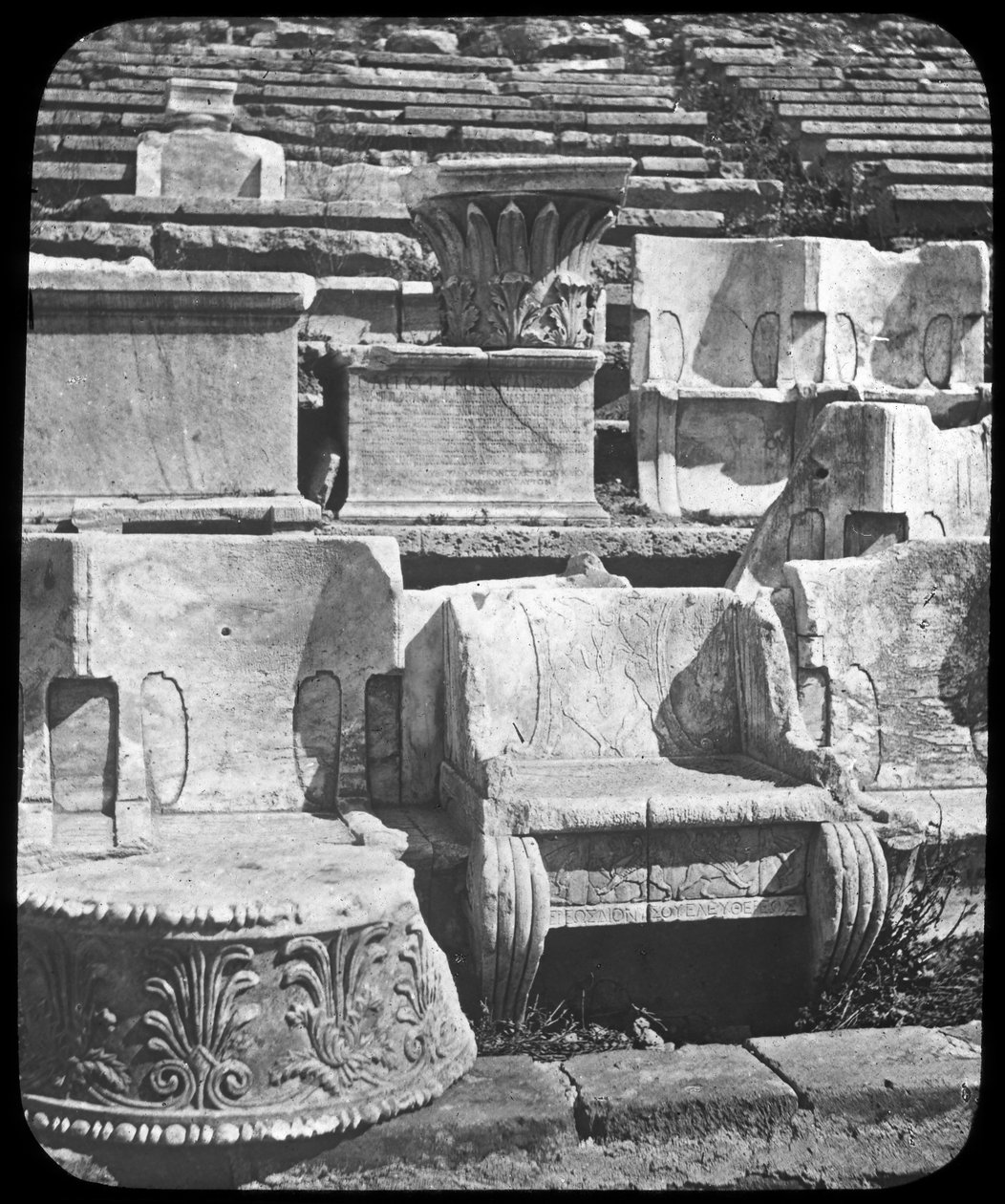 Trono do sacerdote, Templo de Dionísio, Atenas, Grécia, final do século XIX ou início do século XX de Unbekannt
