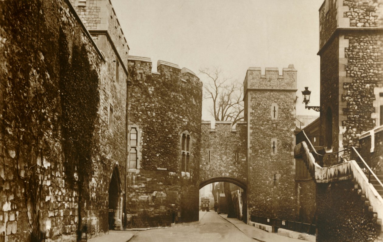 Torre de Londres ... Torre Sangrenta ... St. Torre de Thomass e torre de Wakefield, c1910. de Unbekannt