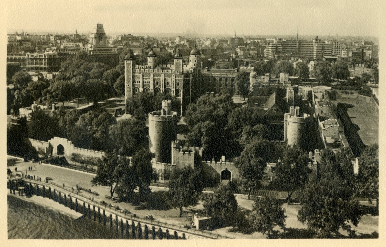 Torre de Londres. Vista geral do sul, c1920. de Unbekannt