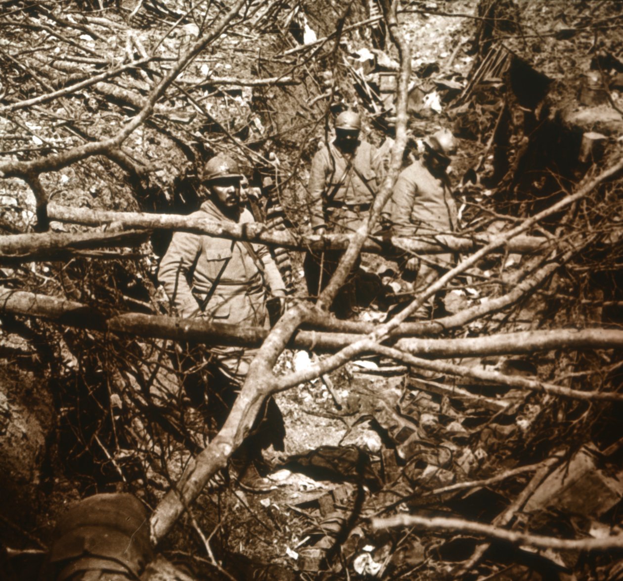 Trincheiras em frente a Fort Souville, norte da França, c1914-c1918 de Unbekannt