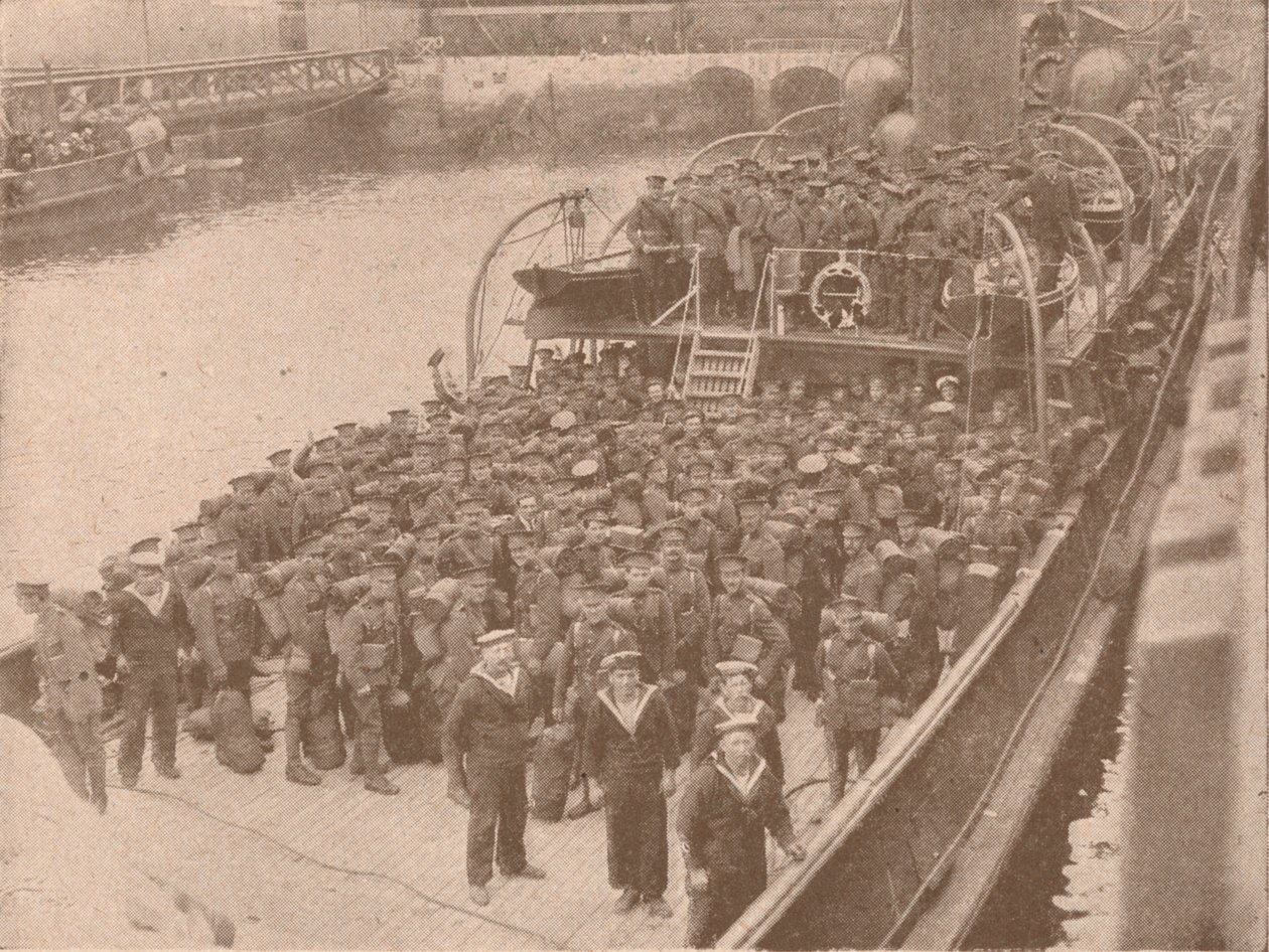 Tropas a bordo de um transporte de canal, c1915 1928 de Unbekannt