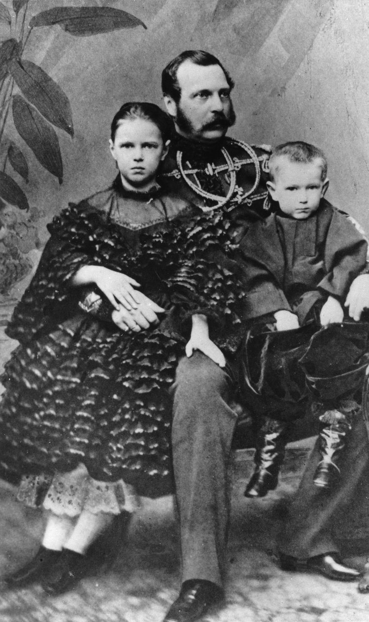 Czar Alexandre II da Rússia com sua filha Maria e filho Sergei, c1860-c1862 de Unbekannt
