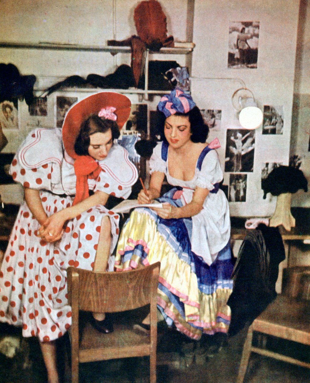 Duas mulheres da ópera leve Like One Time in May, de Walter Kollo, Berlim, 1943 de Unbekannt
