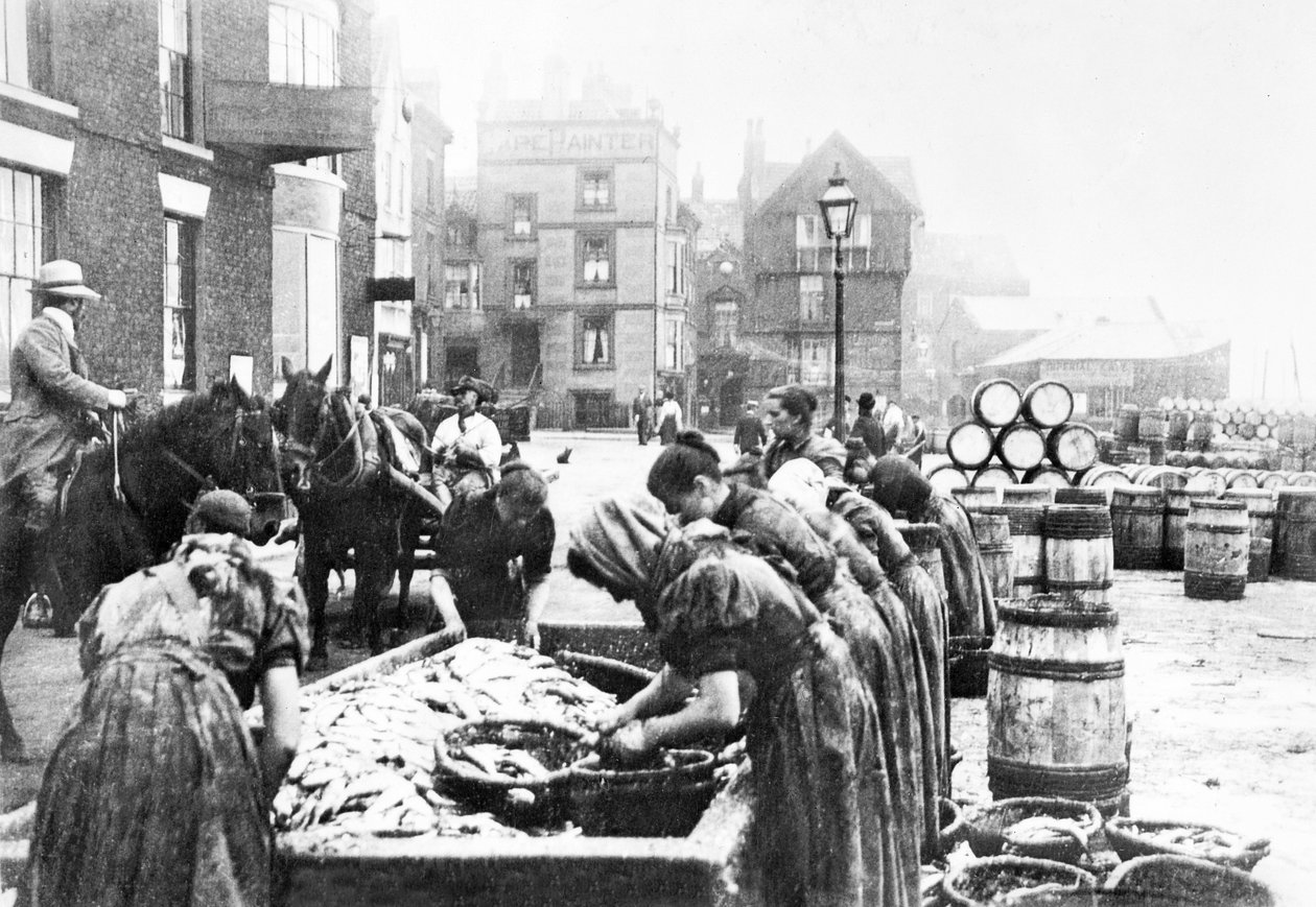 Reino Unido : Calhas de arenque escocesas a trabalhar em Scarborough. Scarborough, c1890 de Unbekannt