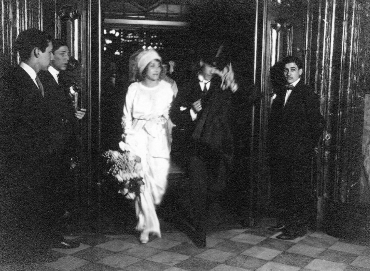 Vaslav Nijinsky e Romola de Pulszky no dia do casamento em Buenos Aires, em 10 de setembro de 1913, 19 de Unbekannt