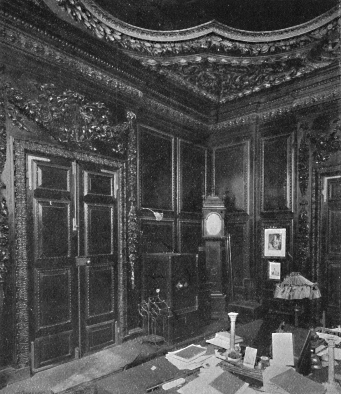Vestry de St. Lawrence Jewry, com escultura por Grinling Gibbons, 1903 de Unbekannt