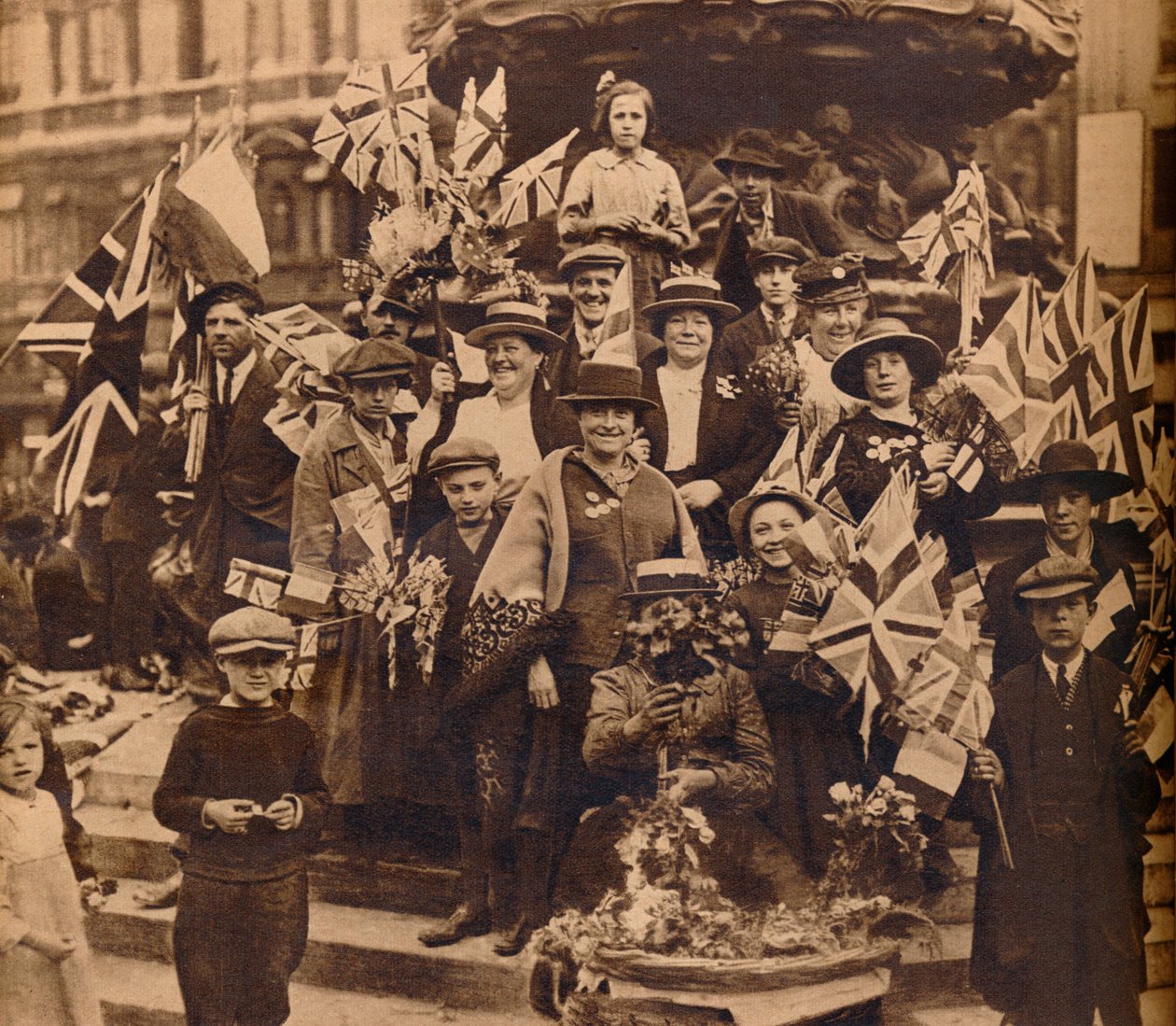 Celebrações da vitória sob Eros, Piccadilly, Londres, 1918, 1938 de Unbekannt