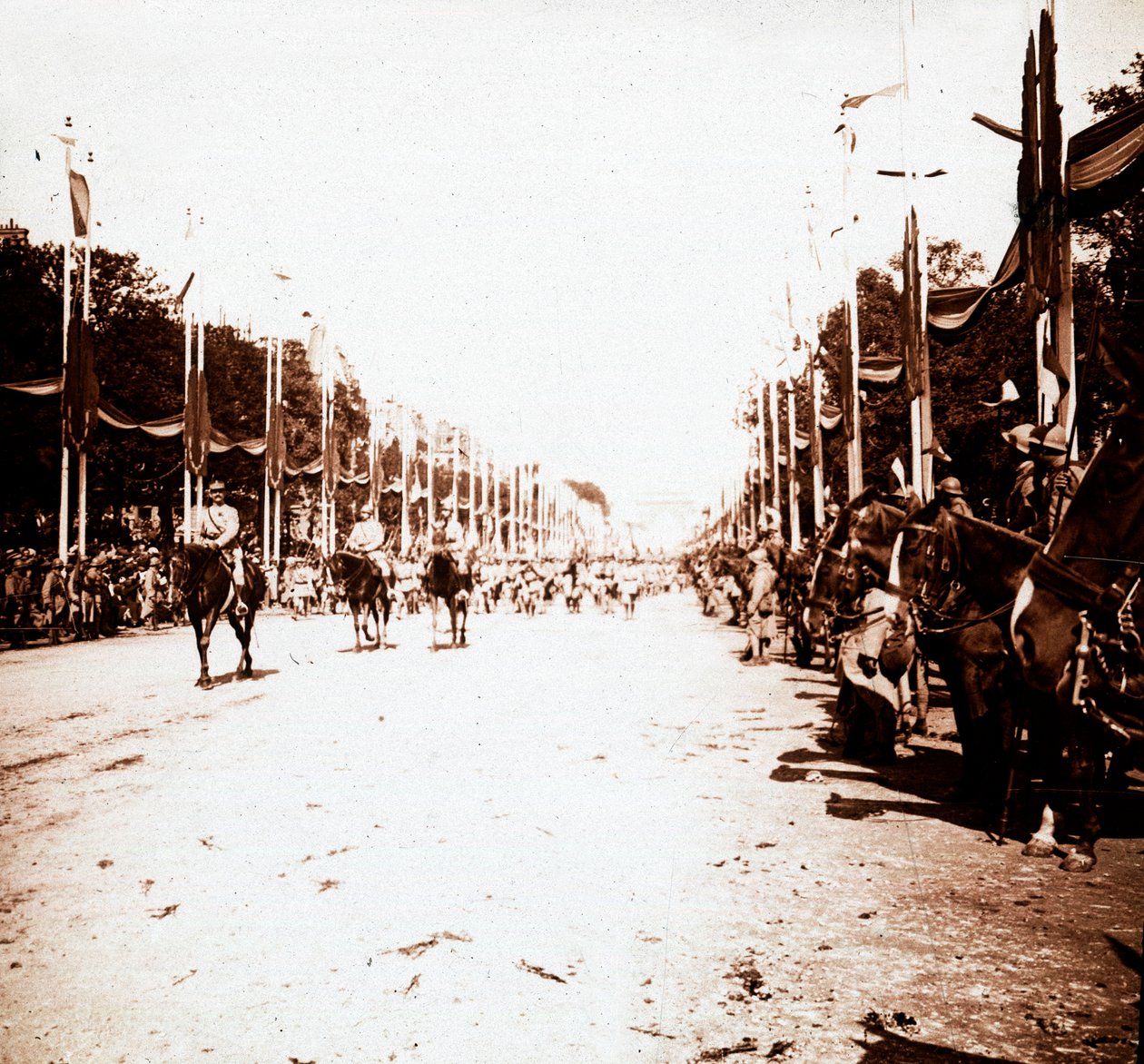 Desfile da vitória, Paris, França, c1918-c1919 de Unbekannt