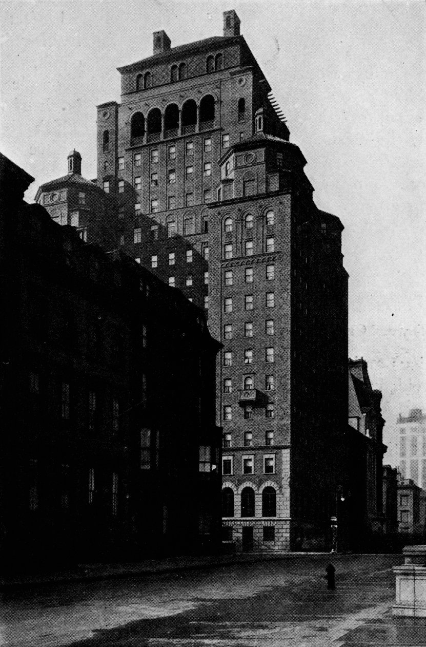 Vista para o sul na Madison Avenue do Fraternity Clubs Building, Nova York, 1924 de Unbekannt