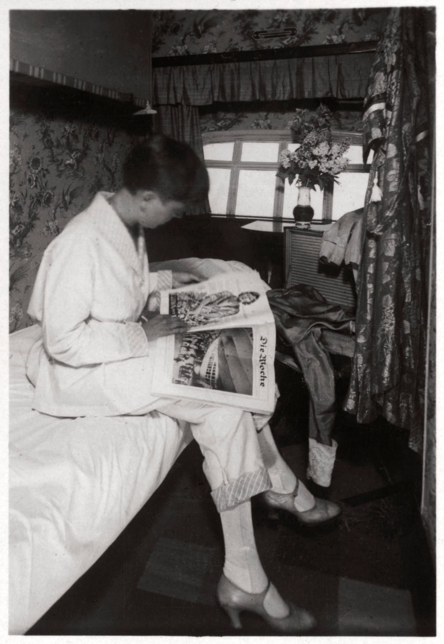 Vista de uma cabine de passageiros a bordo do Zeppelin LZ 127 Graf Zeppelin, 1933 de Unbekannt
