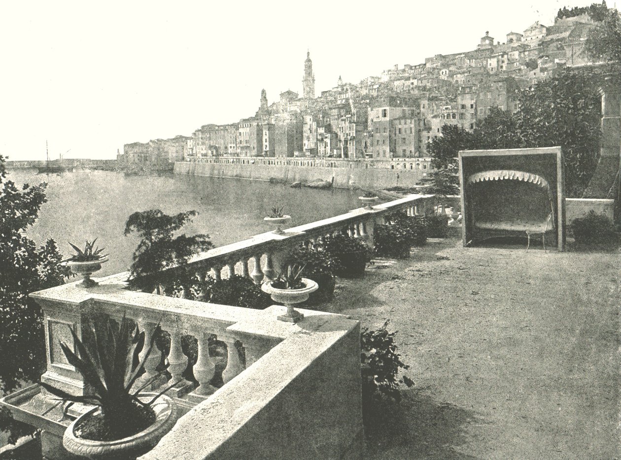 Vista da cidade a partir da baía, Menton, França, 1895. de Unbekannt