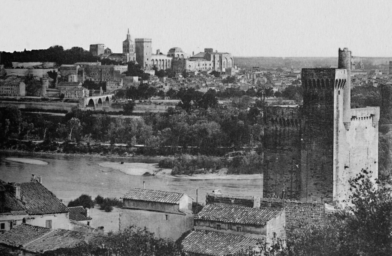 Villeneuve-Les-Avignon - A torre do século XIV de Philippe-le-Bel., Vale do Ródano. O Palácio de Unbekannt