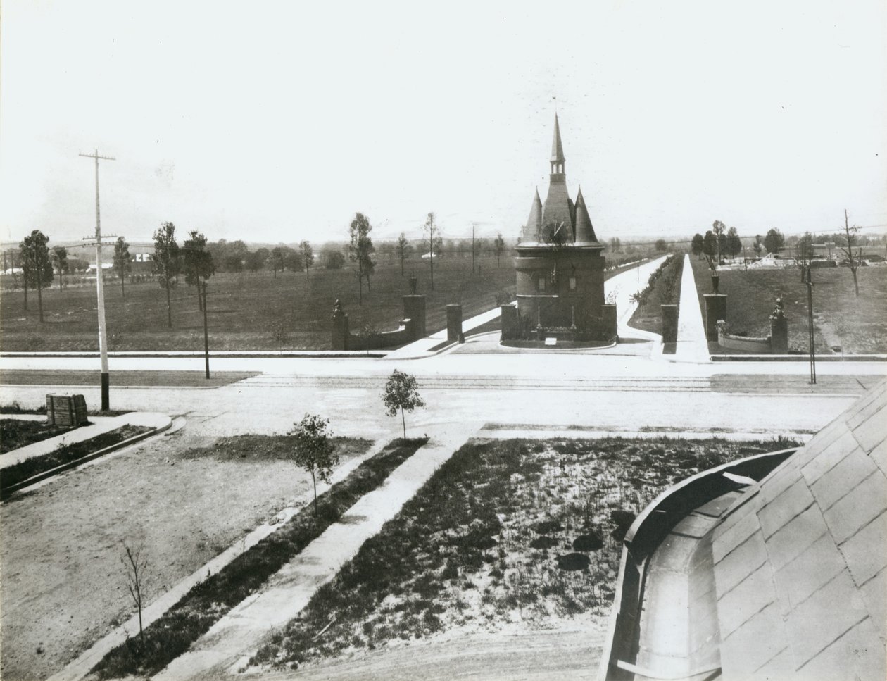 Washington Terrace a oeste de Union Boulevard.  Primeira residência em construção além dos portões de Unbekannt