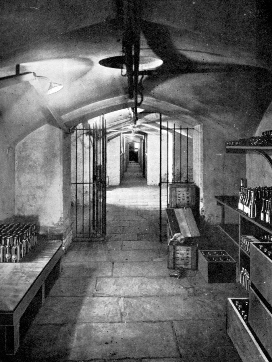 Adegas de vinhos da House of Commons, Westminster, c1905 de Unbekannt