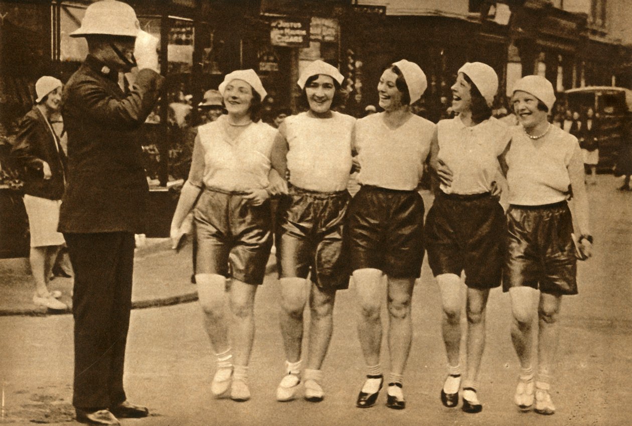 Mulheres de bermuda, 1930, 1933. de Unbekannt