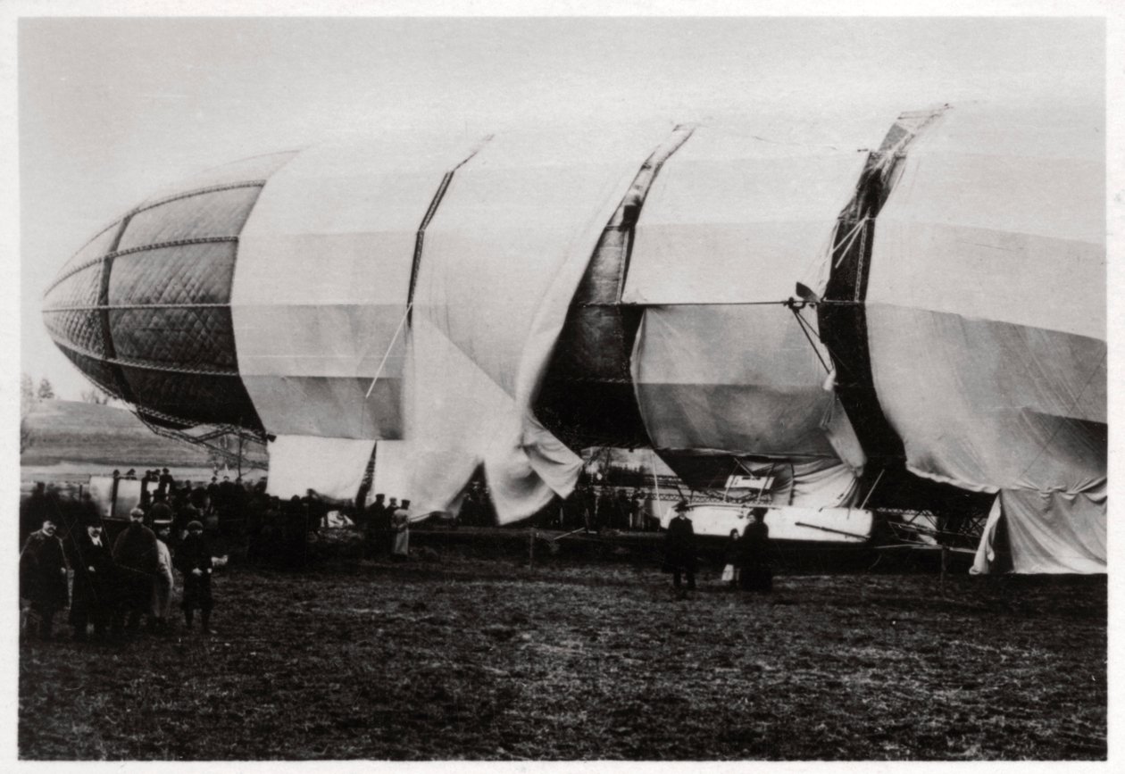 Zeppelin LZ2 após sua destruição, 1906 1933 de Unbekannt