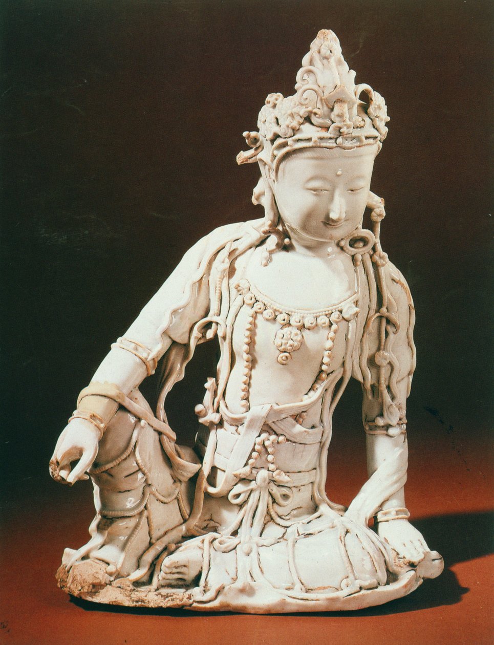 Ching-te-Chen figura esmaltada branca de Arolo Papagaios Vara, Dinastia Yuan, final do século XIII ao início do século XIV de Unbekannt Unbekannt