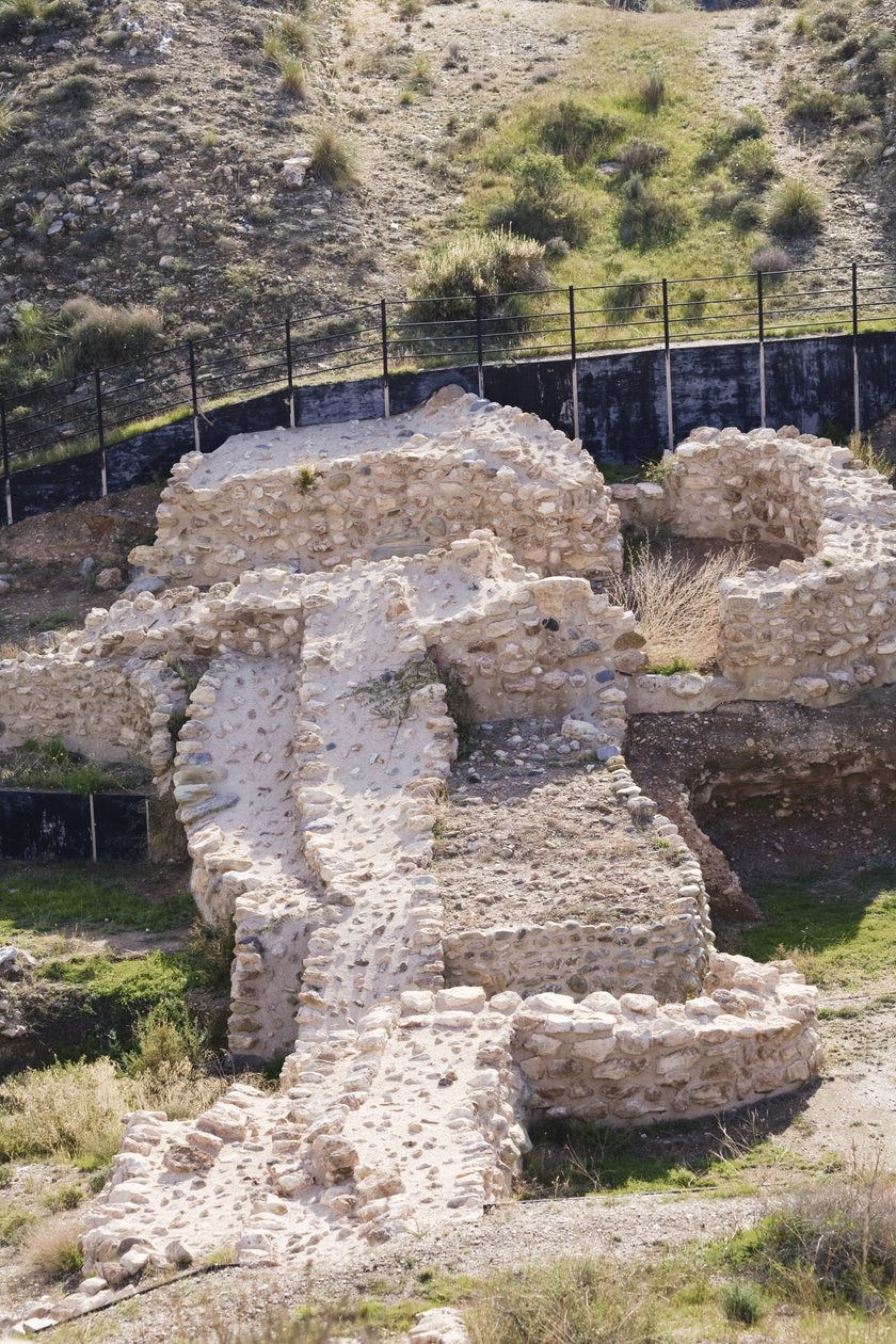 Gateway, barbacã e parte das muralhas da cidade, Los Millares, perto de Santa Fe Mondujar (foto) de Unbekannt Unbekannt