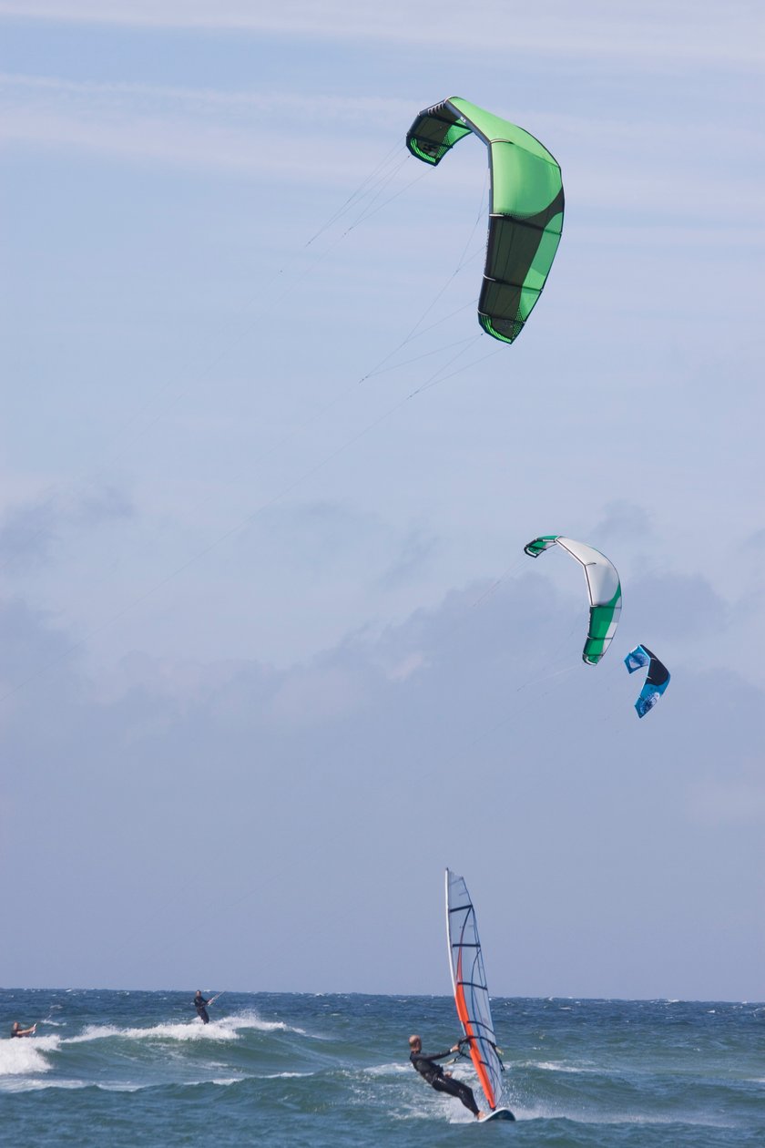 Alemanha, Schleswig-Holstein, estado, Sylt, ilha, pára-quedas, surfar, e, windsurfer, ligado, ondas, em, mar de Unbekannt Unbekannt
