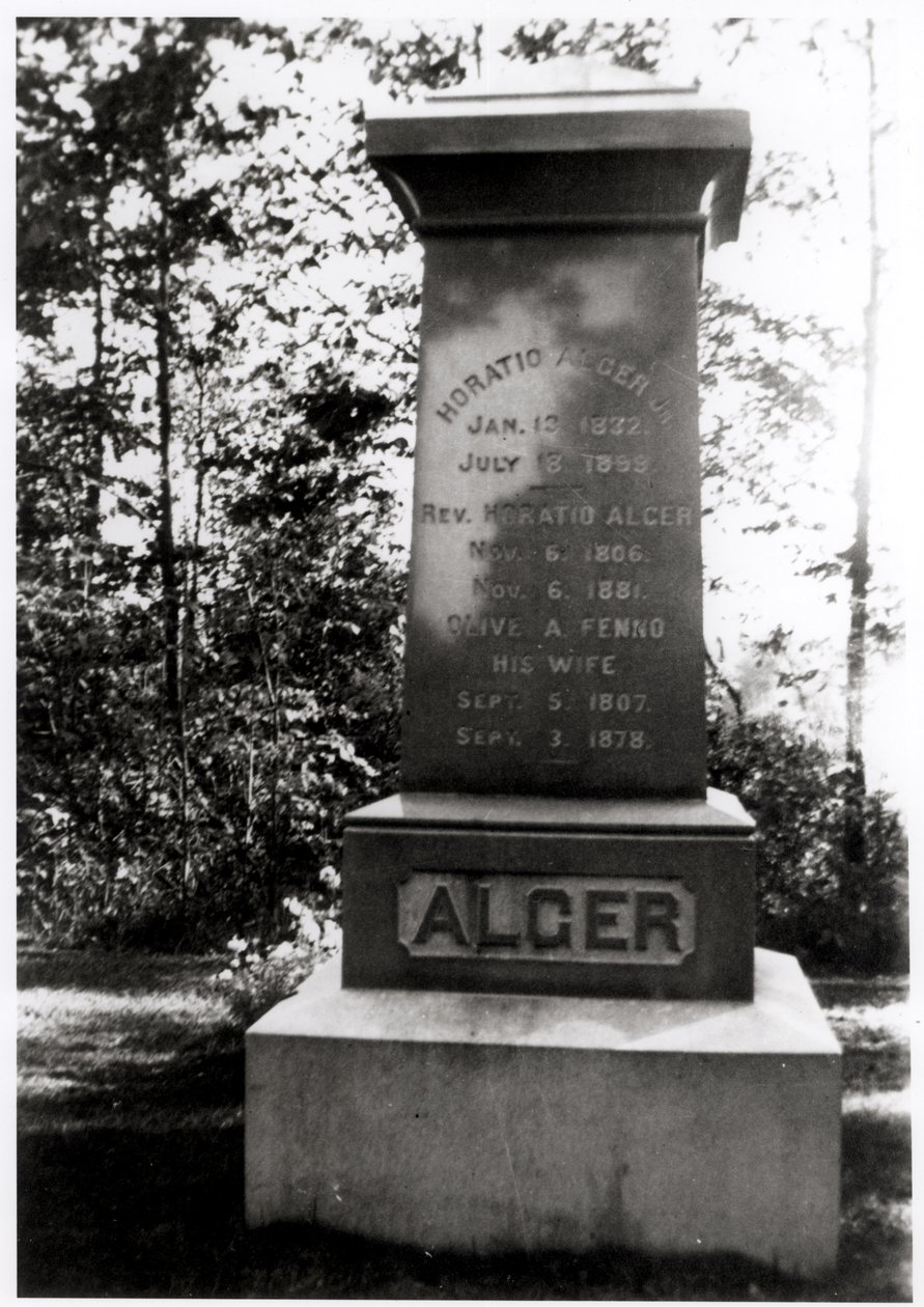 Túmulo de Horatio Alger em Natick, Massachusetts (Foto não encontrada) de Unbekannt Unbekannt