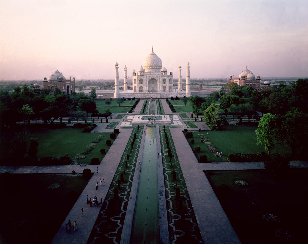 O Taj Mahal projetado por Ustad Ahmad Lahori de Unbekannt Unbekannt
