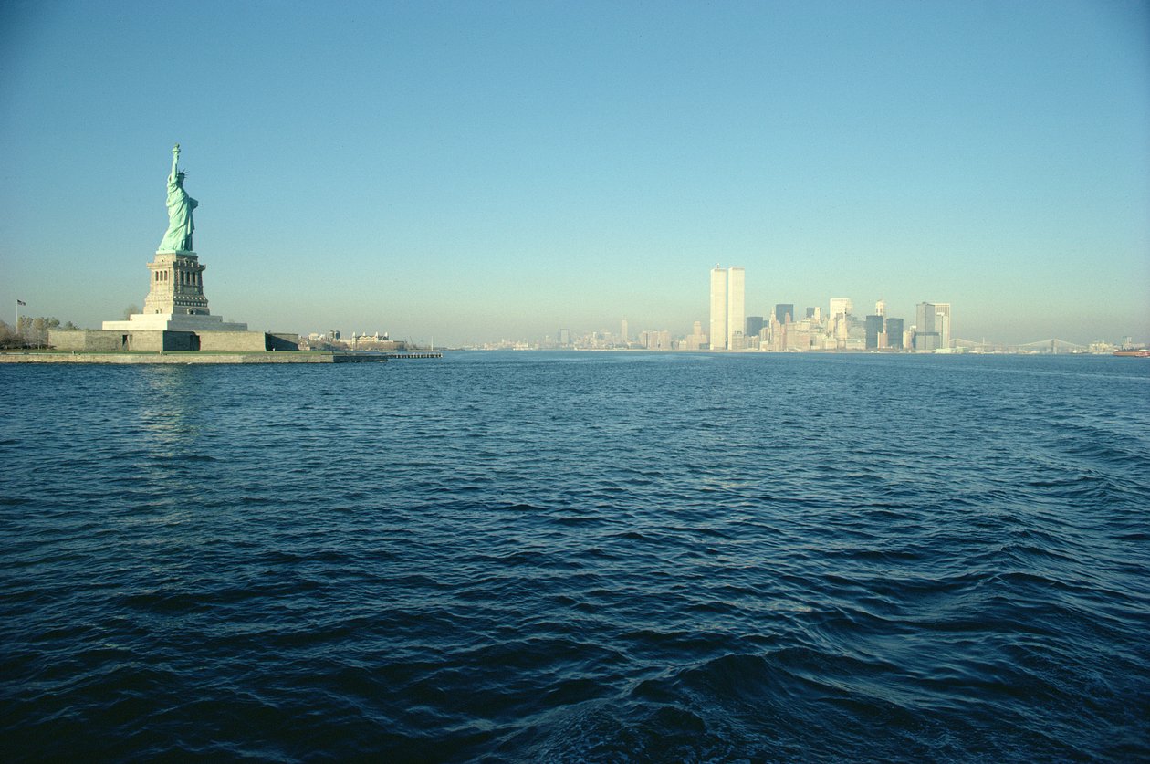 Vista da Estátua da Liberdade e do Sul da Ilha de Manhattan de Unbekannt Unbekannt
