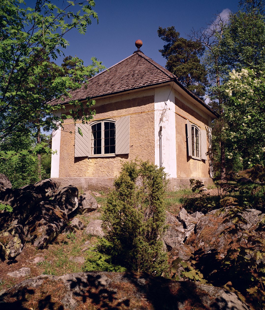 Vista da loja de amostra da casa de Carl Linnaeus, Hammarby, Uppsala, Suécia foto de Unbekannt Unbekannt