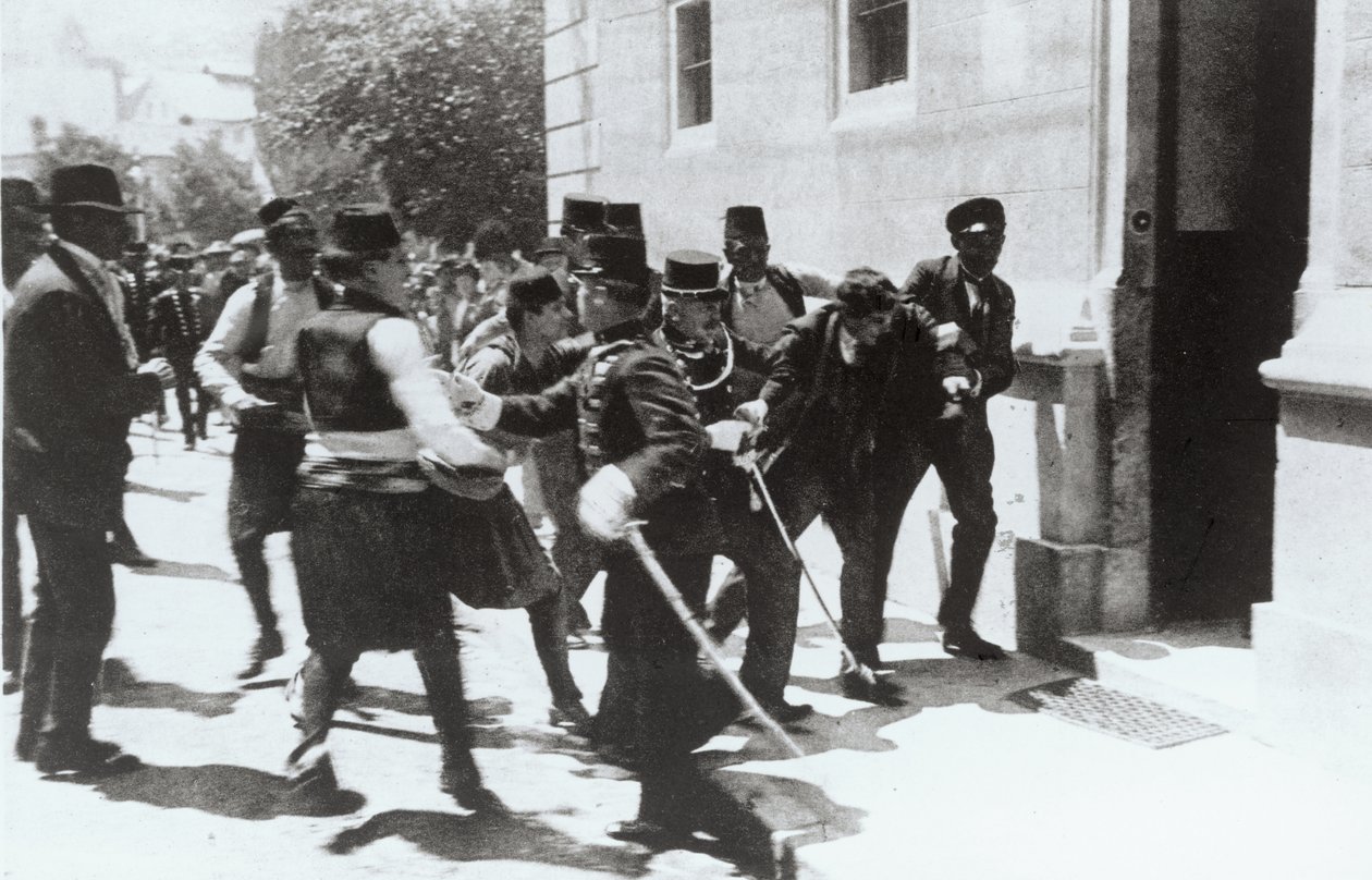 O atirador de bombas é preso em Sarajevo em 1914 de Unbekannt Unbekannt