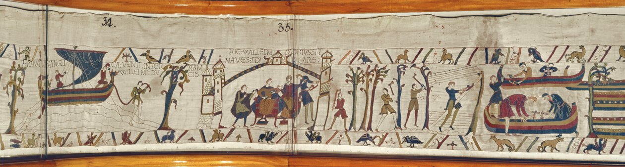 Quando o duque William ouve falar da coroação de Haroldo, ele ordena que navios sejam construídos em preparação para a invasão, tapeçaria de Bayeux. de Unbekannt Unbekannt