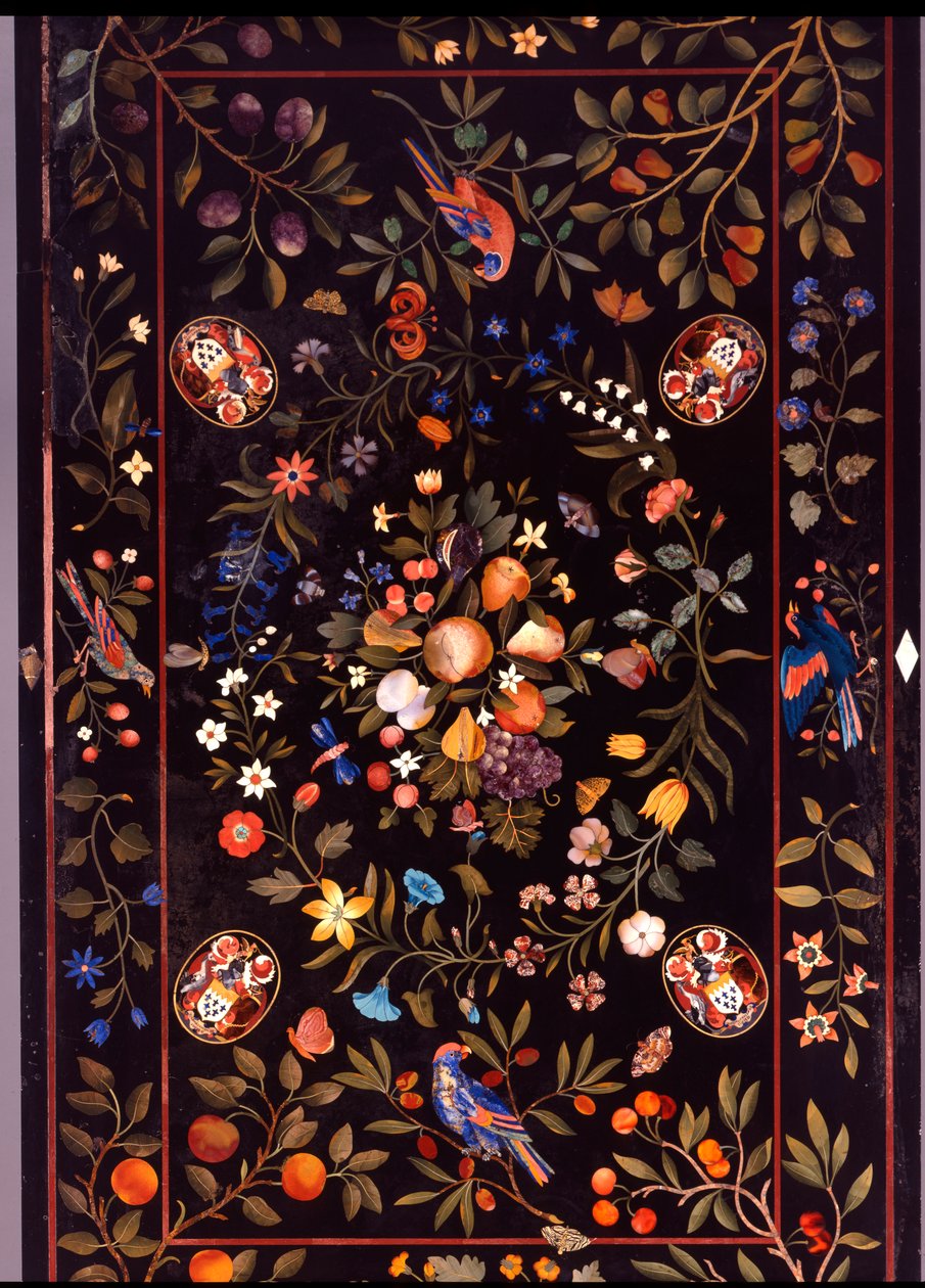 Um tampo de mesa em pietra dura florentino incrustado com vários mármores e lápis-lazúli centrado por uma exibição de frutas, c.1670 de Unbekannt