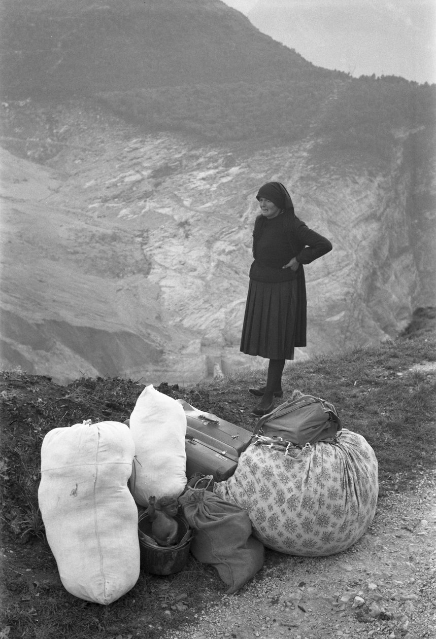 Uma mulher narra a tragédia, Longarone, Vajont, 9 de Outubro de 1953 : Bolsas e Luggages de Unbekannt