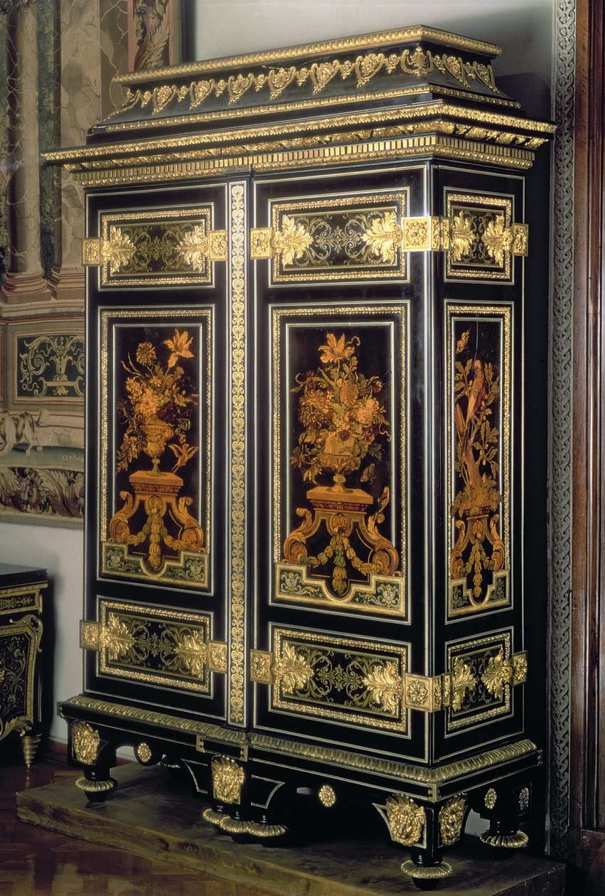 Armário, com decoração marchetada, de Andre Charles Boulle (1642-1732), Paris, final do século XVII (ébano e bronze) de Unbekannt