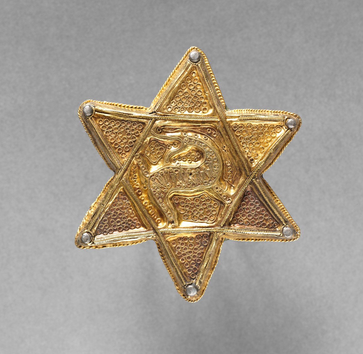 Broche na forma de uma estrela de seis pontas, final dos anos 700 - início dos anos 800 de Unbekannt