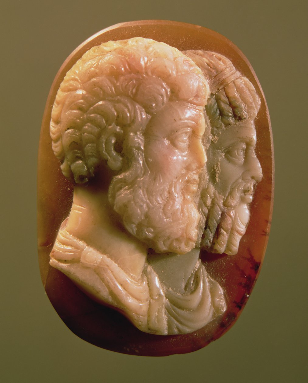 Cameo representando Marcus Aurelius (121-180) e Lucius Verus (130-169) Romano (onyx) de Unbekannt