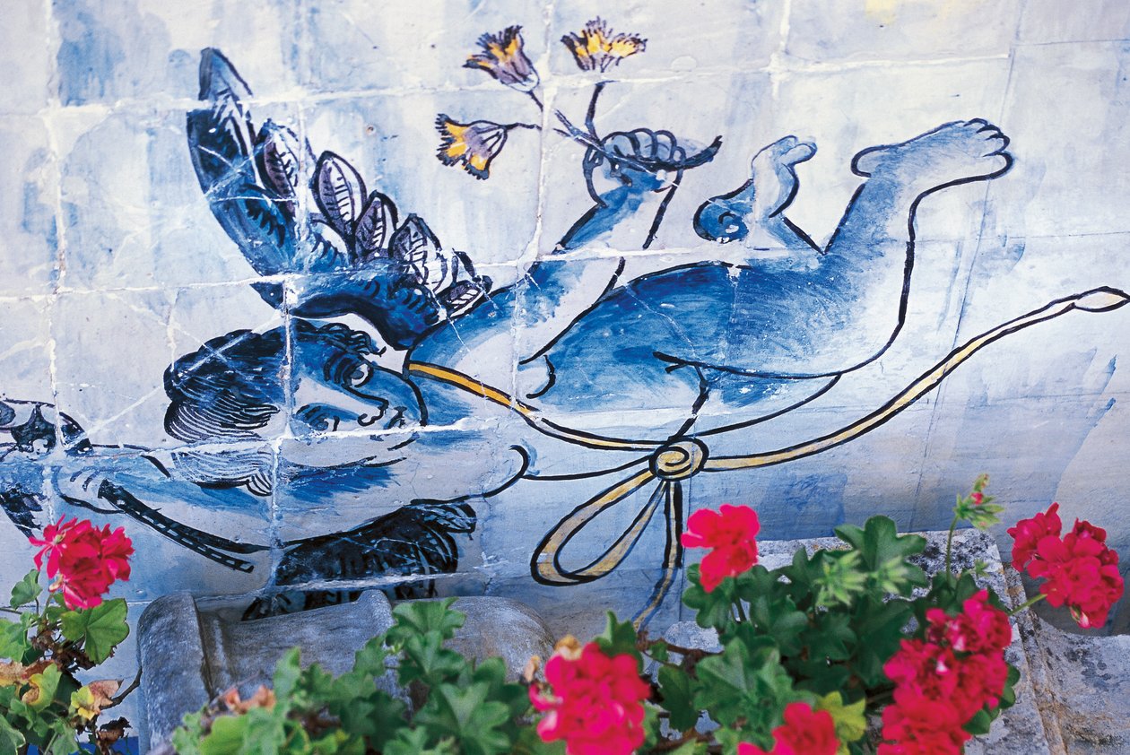 Cherub, azulejos tiles, Palace of Marquises of Fronteira, Lisbon, Portugal, Detail de Benjamin Baud