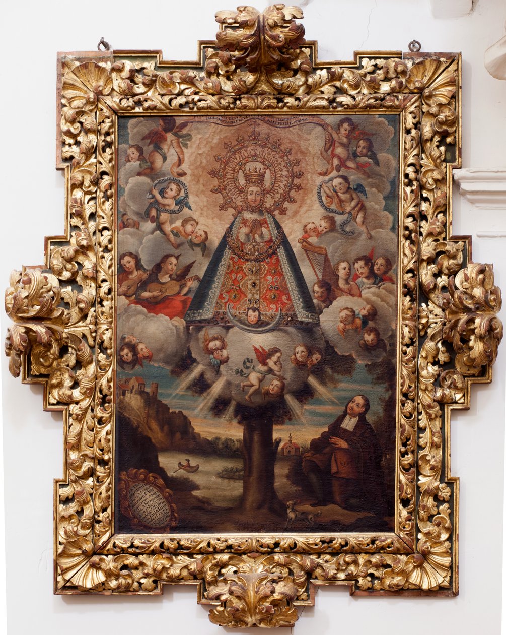 Igreja colegial. Interior. Pintura. (Nossa Senhora da Esperança). Texto em um medalhão: "RETRA TOD LA MIL CROSA Imajen DNUESTRA S DL Esperanza A Parecida A Fernando de ZILLLa Faña iezi rodela Villa Riue mde el Tajo ter mi?to esta villa". Assinado ? e de Unbekannt