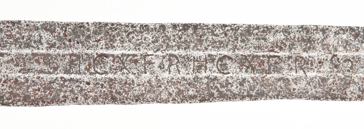 Detalhe, espada larga do final da Idade Média com lâmina Viking anterior e rolamentos de armas da família De Bohun de Unbekannt