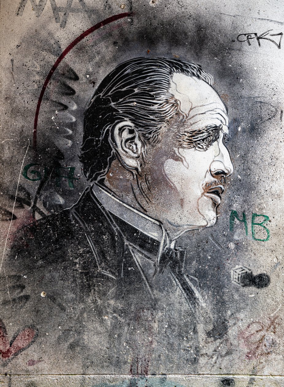 Don Corleone interpretado por Marlon Brando pelo C215 Viuccaria Market de Benjamin Baud