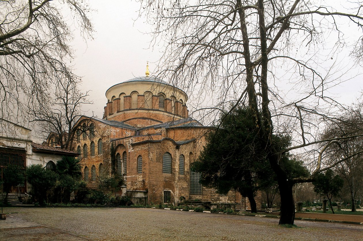 Igreja de Santa Irene em Istambul, Turquia, construída no século III. Fotografia. de Alec Hunter