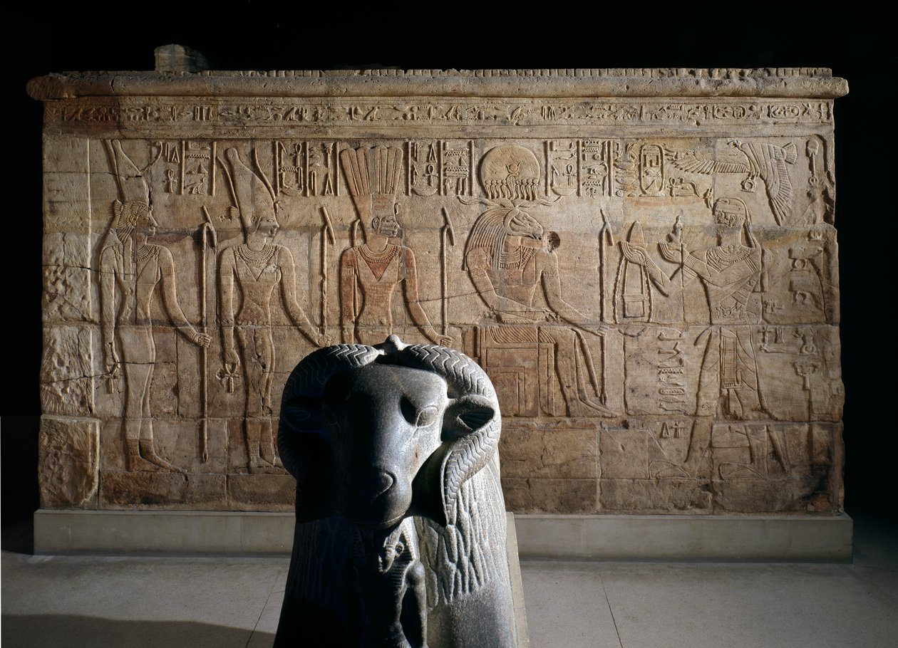 Fim das paredes do santuário erigido pelo faraó Taharqa na corte do Templo de Amun, construído por ele em Kawa em Núbia, 25ª Dinastia, Período Final, 690-64 a.C. (foto) de Unbekannt