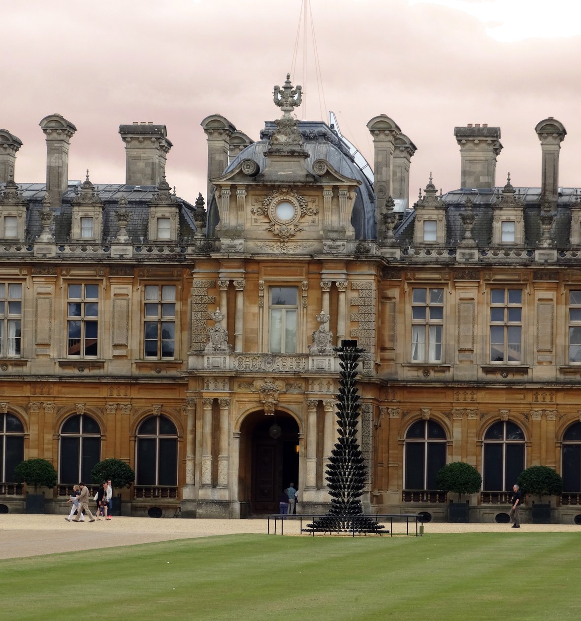 Exterior do Waddesdon Manor de Lancelot Volders
