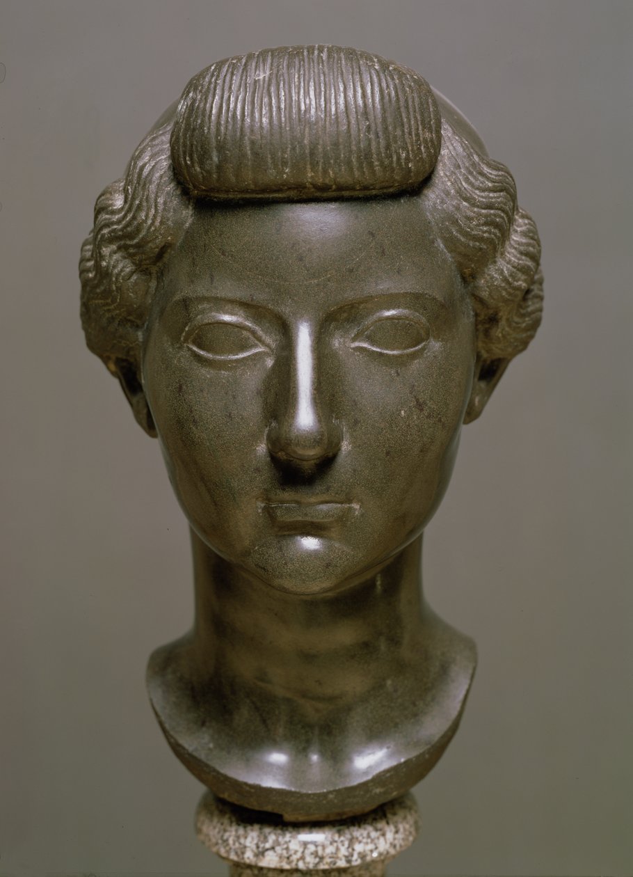 Chefe da Livia Drusilla (56 AC-29 DC) Roman, c.30 AC (basalto) de Unbekannt